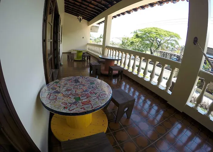 Le Monde Hostel - Suites E Camas